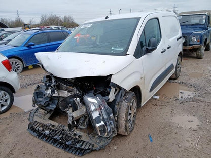✅Citroen Berlingo IV 1.5 Diesel 2020 Breaking Price Per Wheel Nut Only White - Image 3