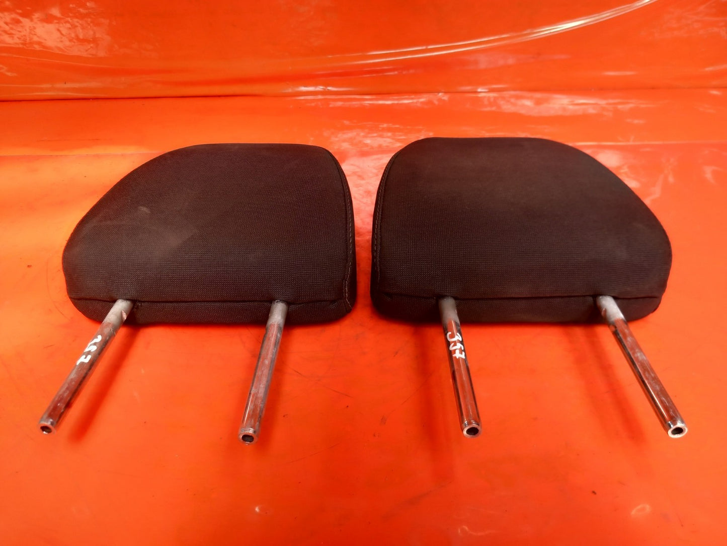 Ford Transit Custom 2.0 Diesel 2020 Front Headrests Warranty A351 - Image 3