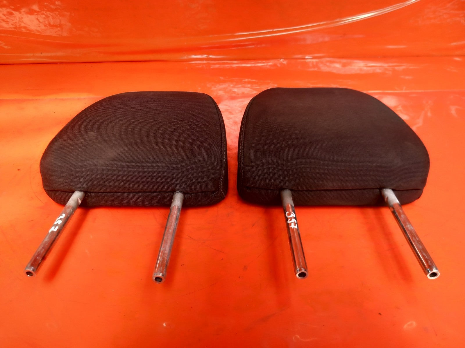 Ford Transit Custom 2.0 Diesel 2020 Front Headrests Warranty A351 - Image 3