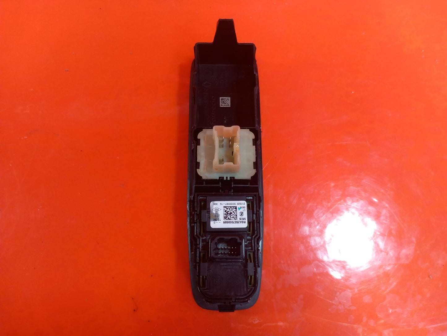 ebay-src:https://i.ebayimg.com/00/s/mtiwmfgxnjaw/z/kl8aaeswj8nql9o3/$_57.jpg