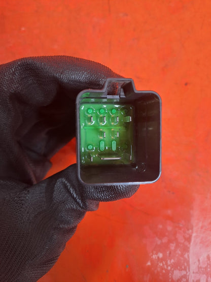 ✅MERCEDES A180D W177 1.5 DIESEL 2019 FUEL FILTER HEATER RELAY A6089000700 A347 - Image 10