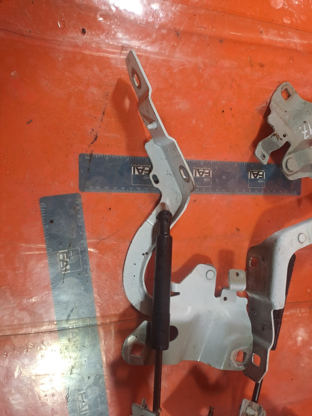 ✅2015 RENAULT ZOE DYNAMIQUE BONNET HINGE LEFT & RIGHT 654009955R + WARRANTY A317 - Image 5