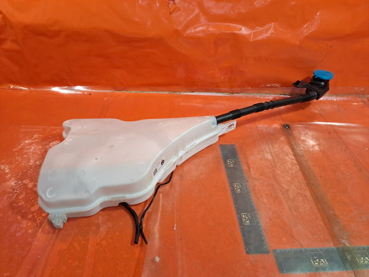 ✅BMW G20 330E 2.0 PETROL 2023 WINDSCREEN WASHER BOTTLE TANK 7427885 7427883 A340 - Image 2