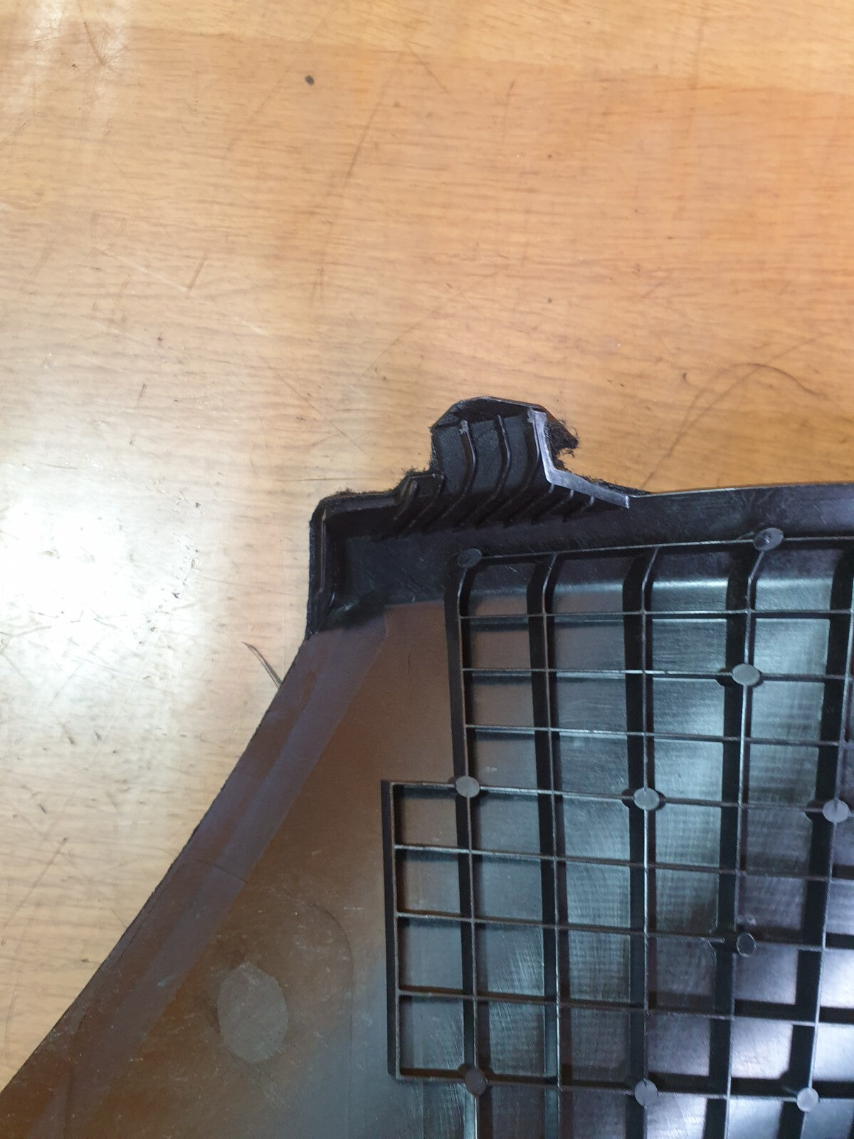 ✅2022 TESLA MODEL Y REAR RIGHT SIDE LOWER C PILLAR TRIM 1616371-00-A + WARRANTY - Image 6