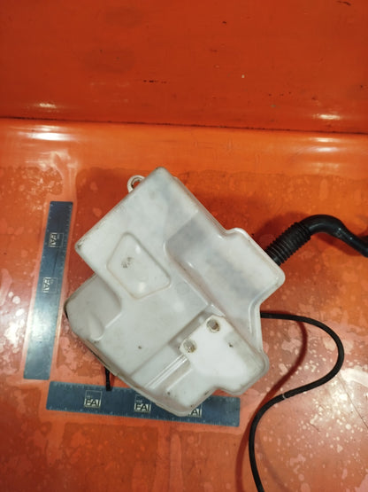 ✅2010 LAND ROVER DISCOVERY 4 L319 WINDSCREEN WASHER BOTTLE TANK AH22-17A645-BD - Image 5