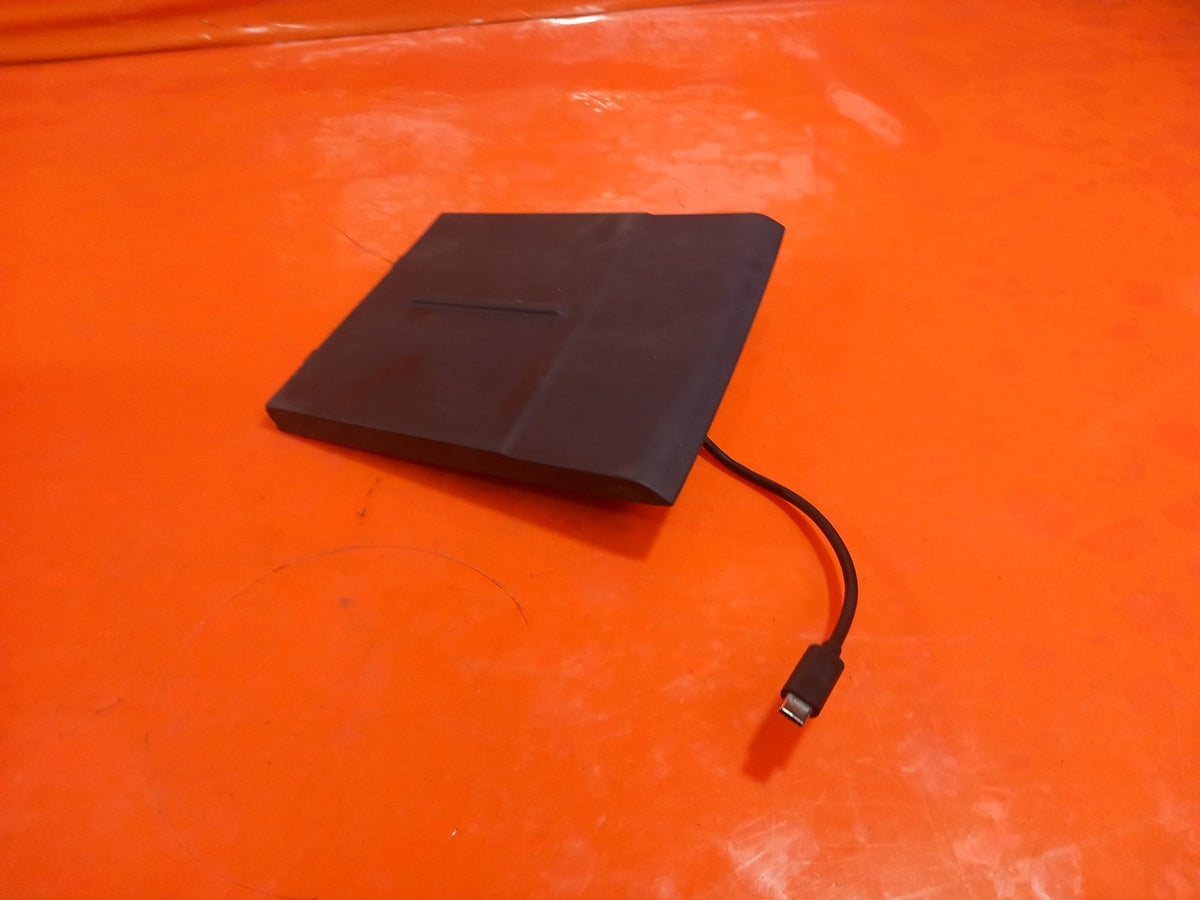 Tesla Model 3 Long Range 2020 Wireless Charging Station 1541234-00-B A266 - Image 4