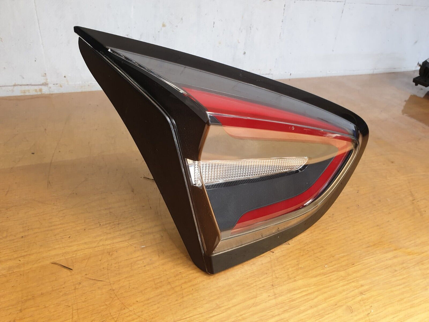 Ford Puma St-Line 1.0 Petrol 2022 REAR LEFT TAILGATE INNER LIGHT L1TB-13A603-AD
