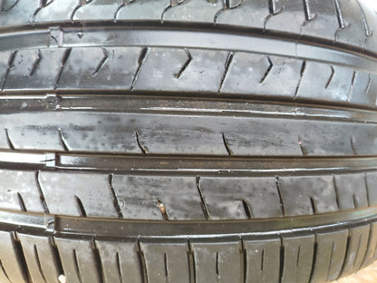 ✅Capturar Tyre 245/45 R17 5.72 mm Warranty xAA - Image 6