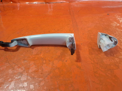 ✅BMW F33 420D M SPORT 2.0 DIESEL 2015 EXTERIOR DOOR HANDLE WHITE Warranty A367 - Image 6