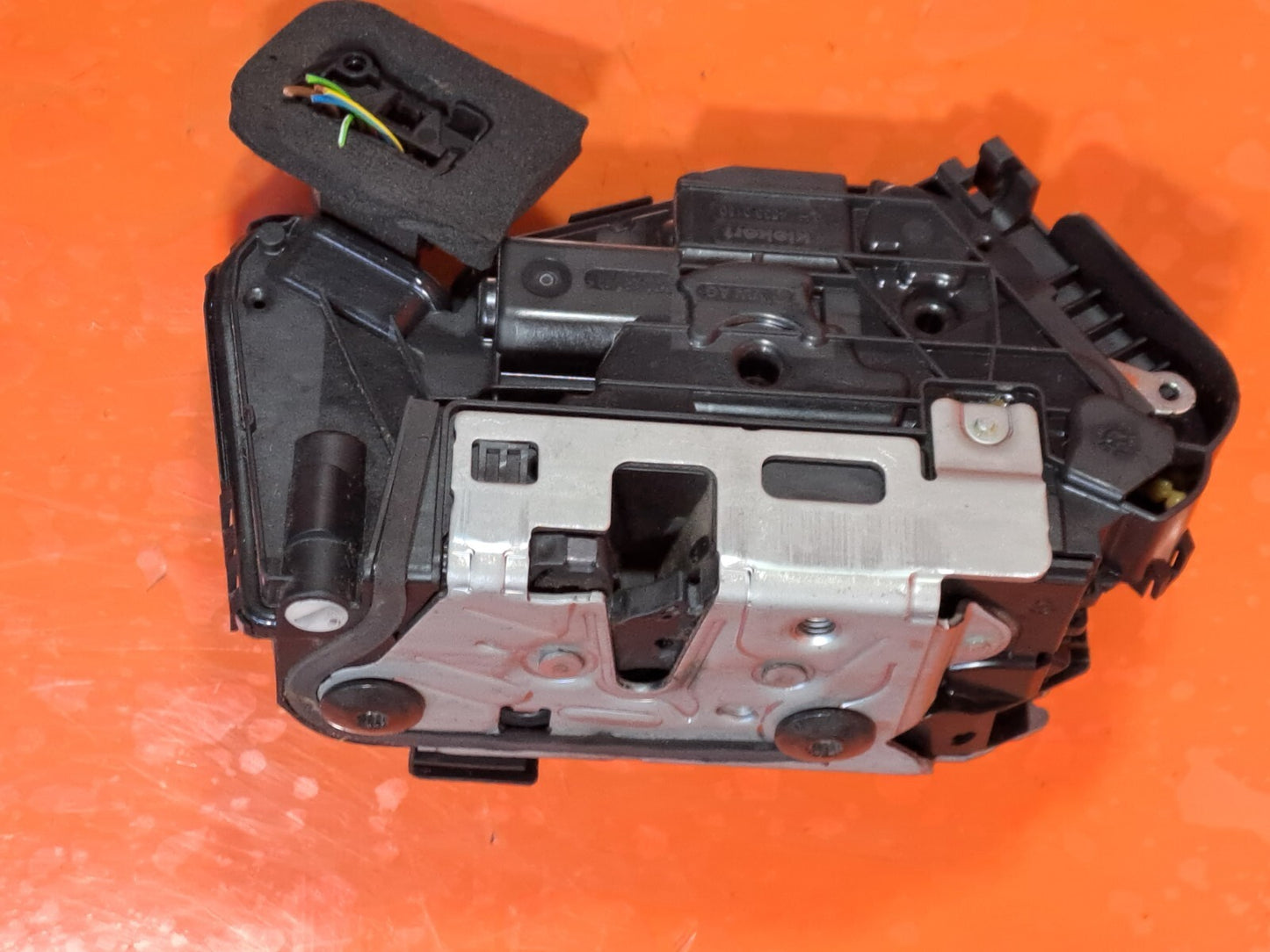 VW TAIGO LIFE 1.0 PETROL 2023 FRONT LEFT DOOR LOCK C5D5TC837015D Warranty A219 - Image 6