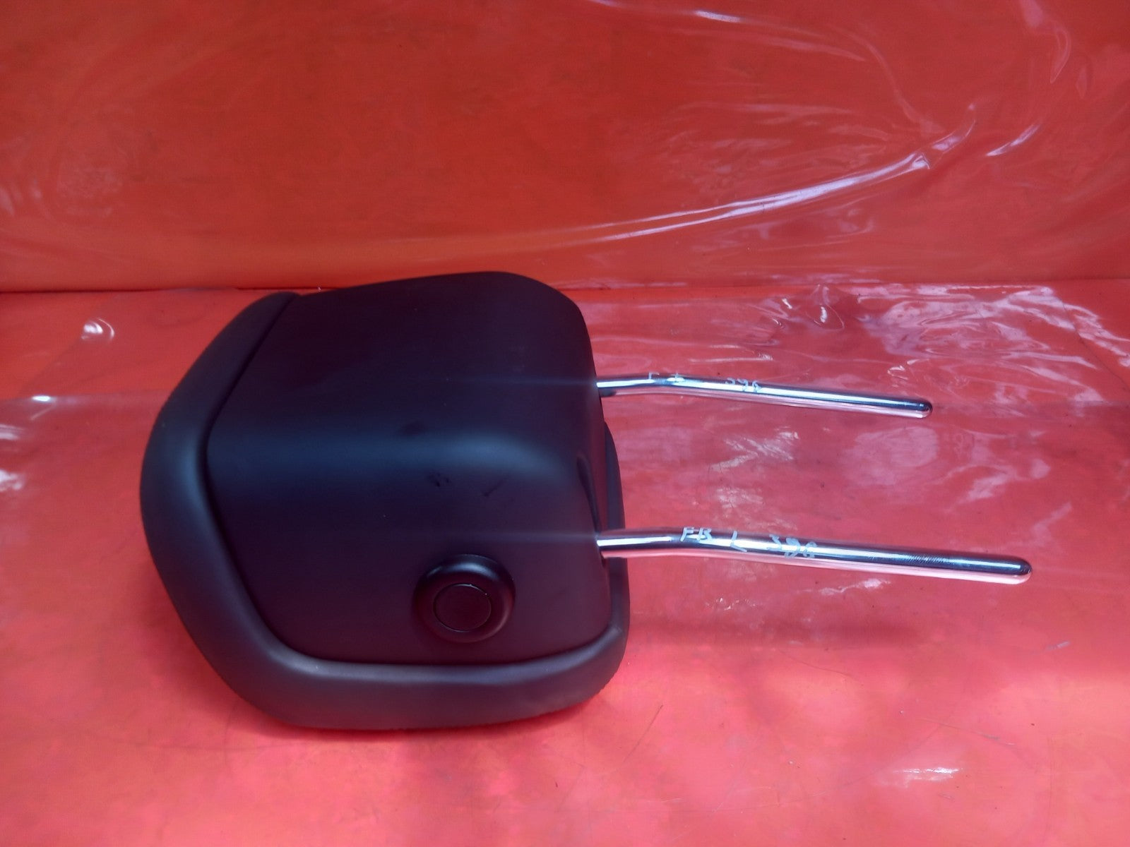 2025 Land Rover Defender L663 Front Left Seat Headrest Warranty A396 - Image 9