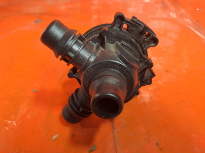 ✅2020 Jaguar I-Pace X590 Auxiliary Water Pump J9D3-8D108-AC + Warranty A375 - Image 6