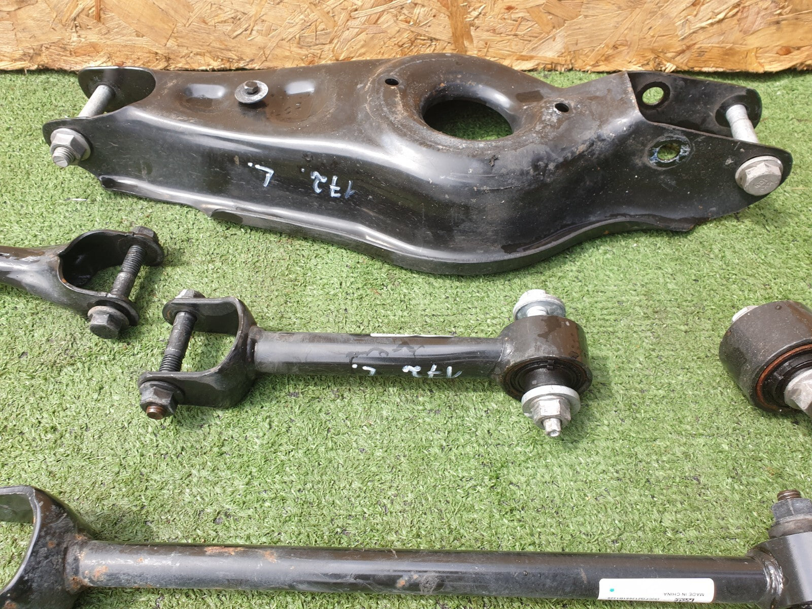 ✅2022 TESLA MODEL Y REAR LEFT SIDE ARM WISHBONE SET 1044441-00-F + WARRANTY A172 - Image 4