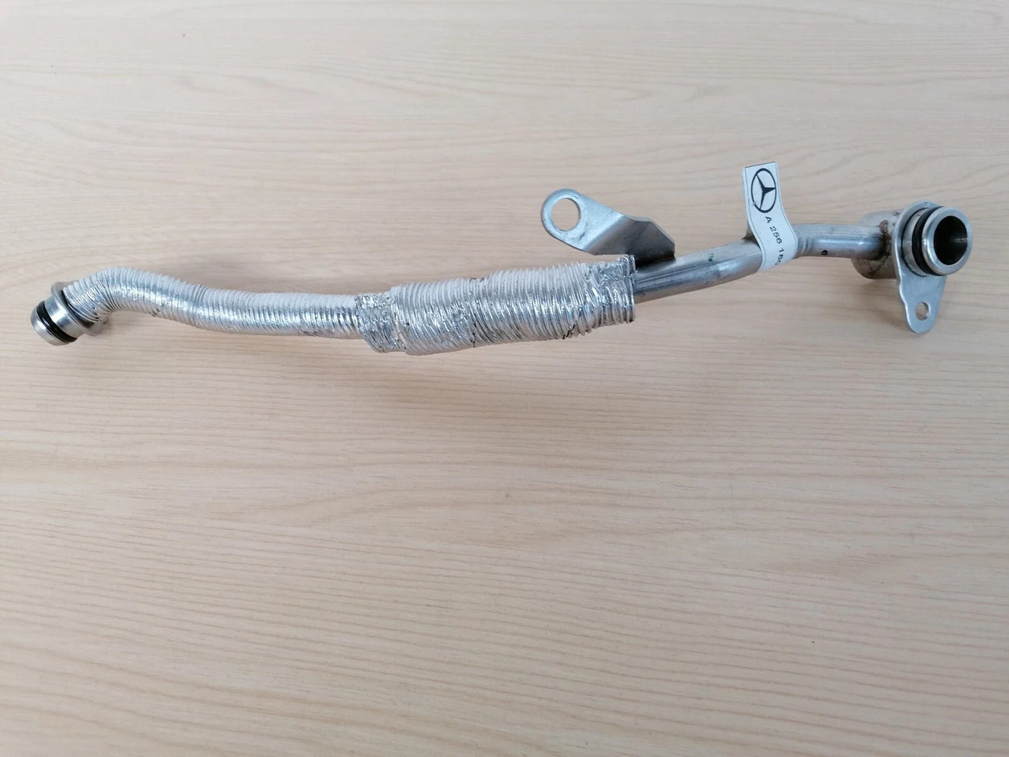 ✅Mercedes CLS 450 W257 3.0 Petrol 2019 Turbocharger Oil Return Pipe A2561800022 - Image 1