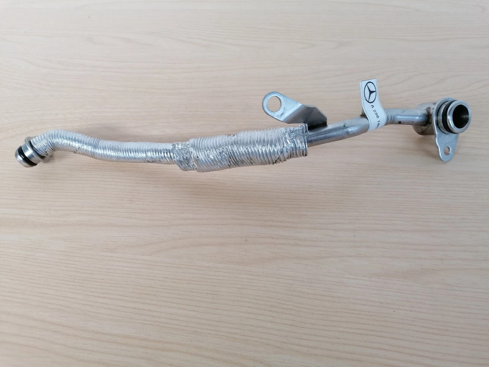✅Mercedes CLS 450 W257 3.0 Petrol 2019 Turbocharger Oil Return Pipe A2561800022 - Image 1