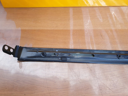 ✅2019 FORD TRANSIT CUSTOM 2.0 TDCI LEFT SLIDING DOOR RAIL TRIM JK21V250A82A A093 - Image 7