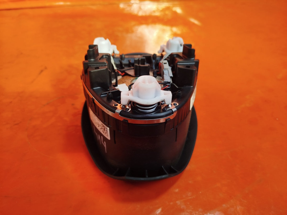 ebay-src:https://i.ebayimg.com/00/s/mtiwmfgxnjaw/z/lcaaaesw0jjqtyc-/$_57.jpg