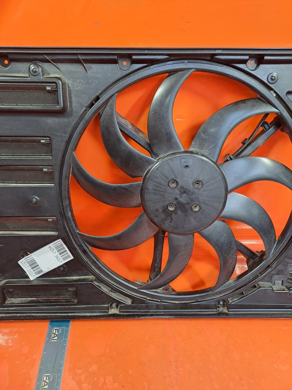 ✅Ford Focus (C 51) 2018 1.5 Diesel ENGINE COOLING RADIATOR FAN JX61-8C607-BB - Image 5