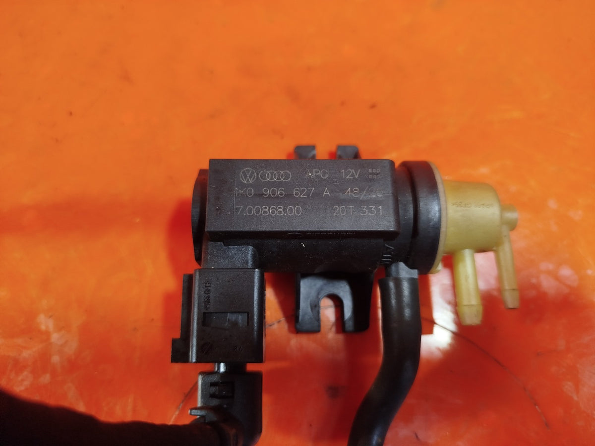 2021 VW Transporter T30 Turbo Boost Pressure Solenoid Valve 1K0906627A A412 - Image 6