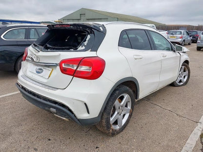 ✅MERCEDES GLA 200D X156 2.1 DIESEL 2016 BREAKING PRICE PER WHEEL NUT ONLY WHITE - Image 1