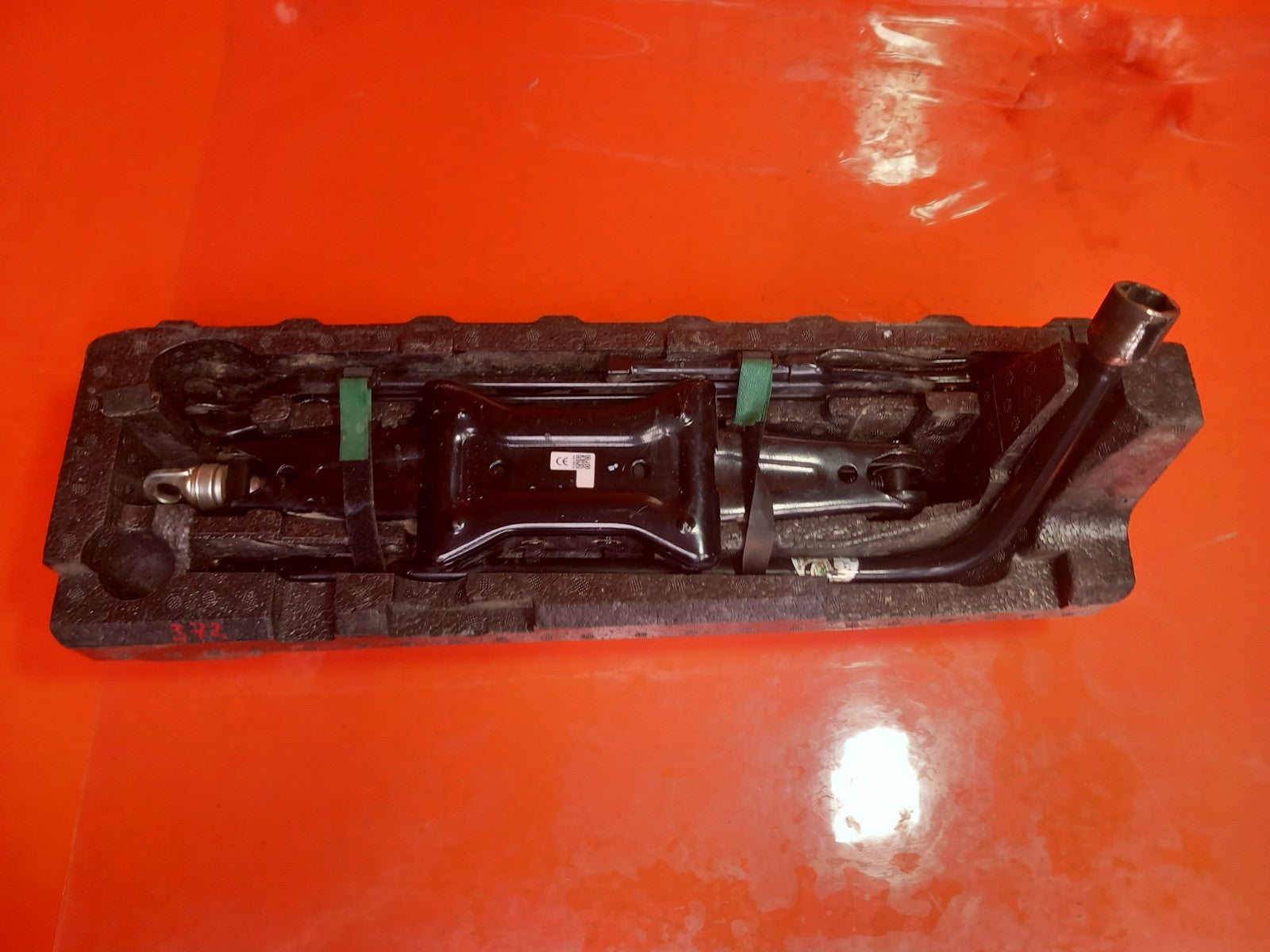 Ford Transit Custom 2.0 Diesel 2021 Jack Kit Holder Foam KK2117A012AB Warranty - Image 2
