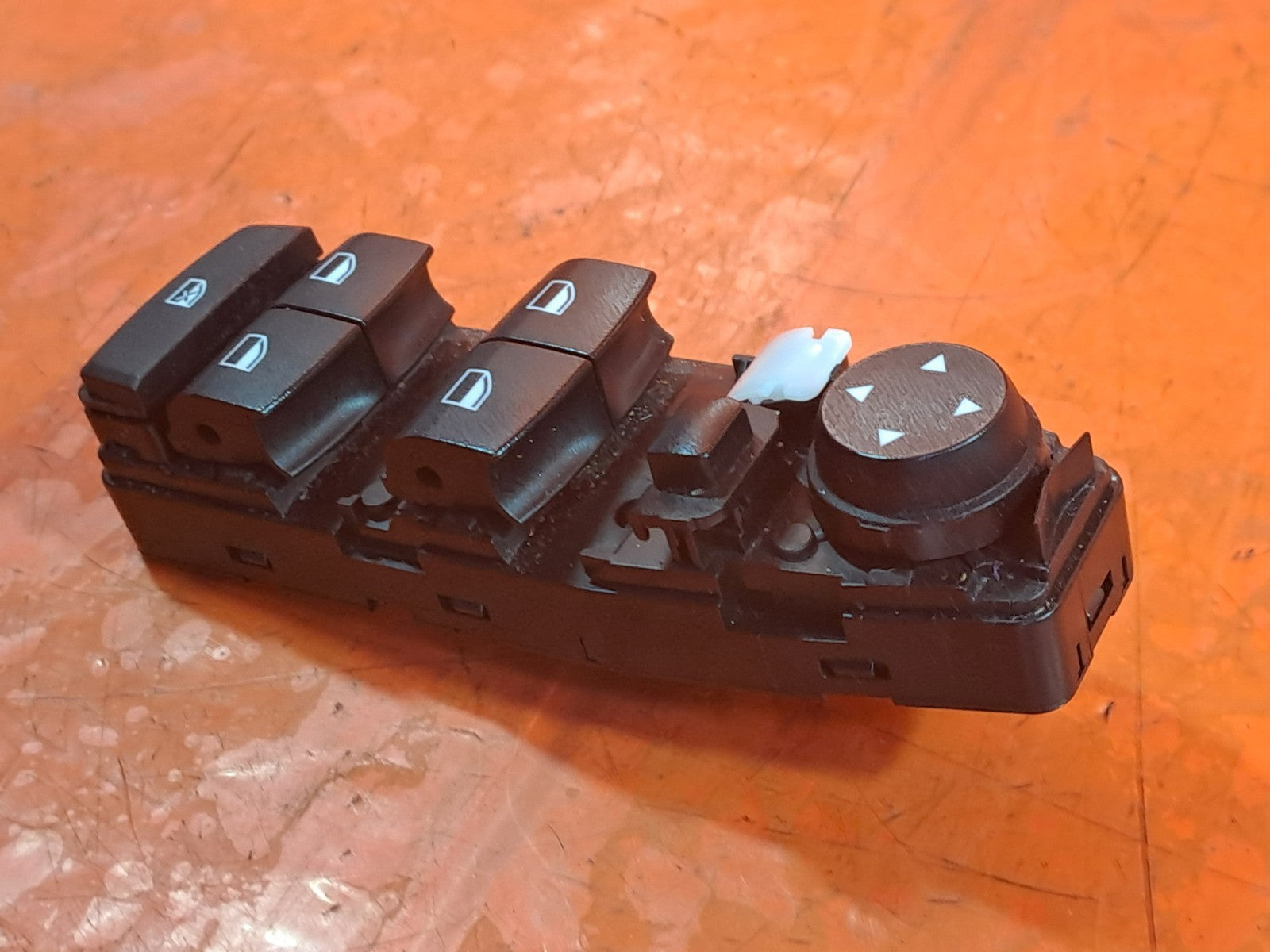 ✅2019 BMW 1 Series F20 M Sport Drivers Front Right Window Switch 9208110 A360 - Image 2