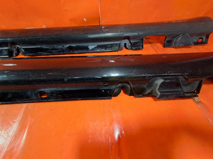 ✅Mercedes C Class W205 2014 Side Sill Skirt Pair Black A2056900140 A2056900240 - Image 4