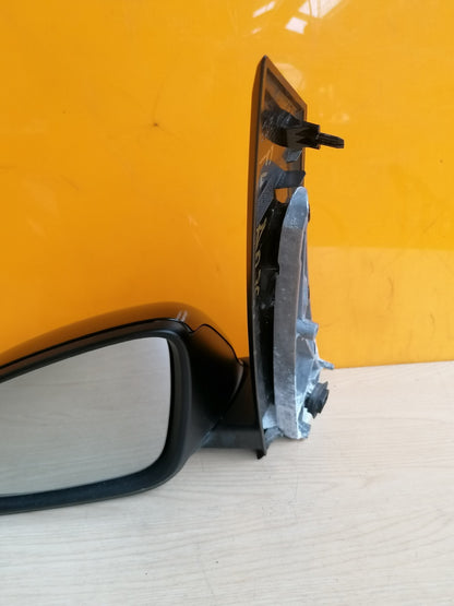 2018 BMW F46 216D 1.5 DIESEL LEFT WING MIRROR BLACK A036 - Image 2