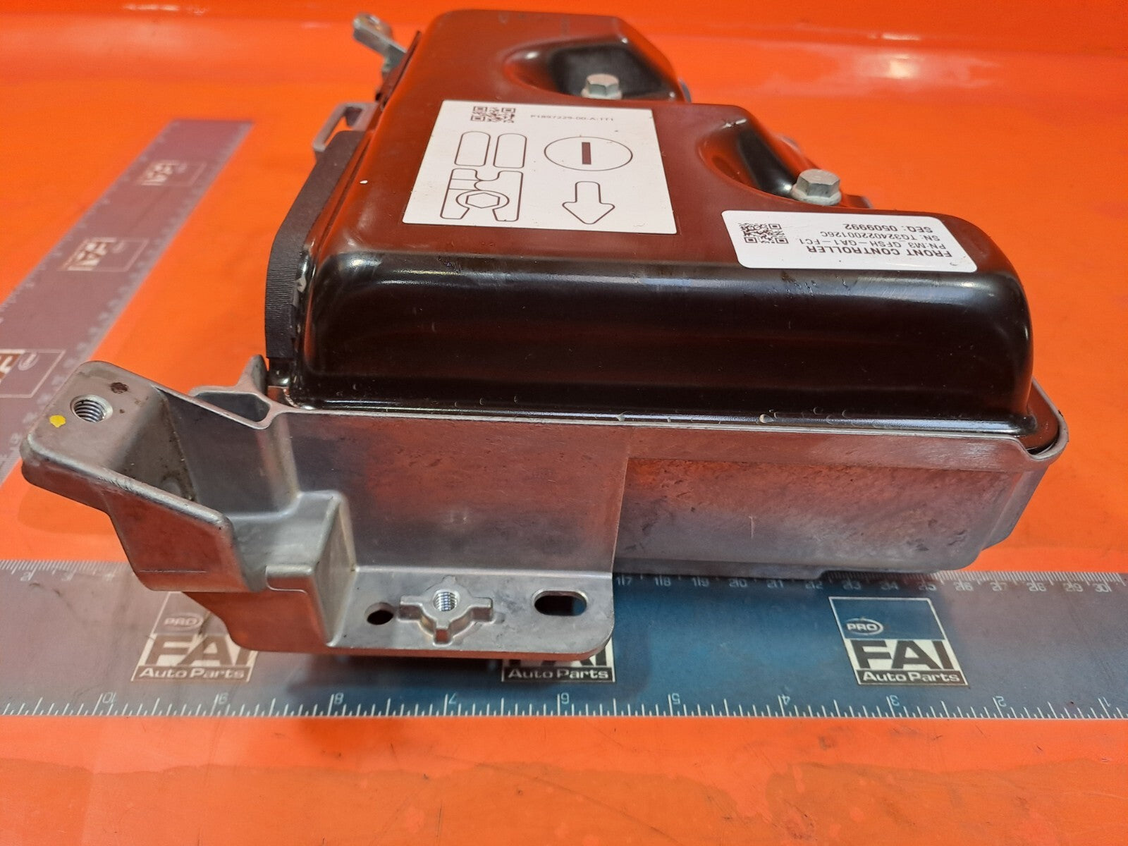 TESLA MODEL 3 LONG 2024 FRONT BODY COMFORT CONTROL UNIT 1497319-00-E Warranty - Image 11