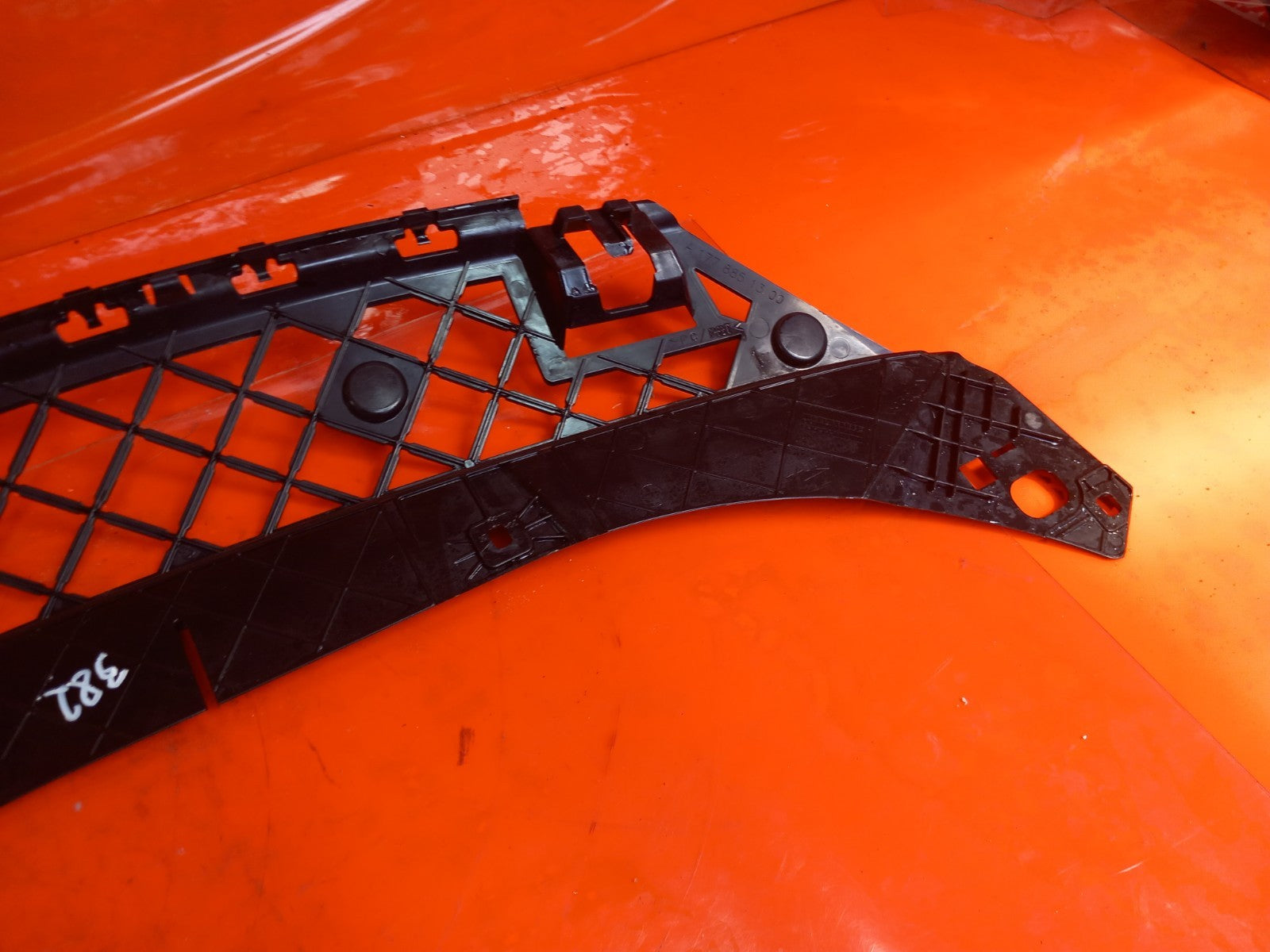 Mercedes W177 A180 Sport 1.5 Diesel 2019 Front Bumper Bracket Centre Upper A382 - Image 10