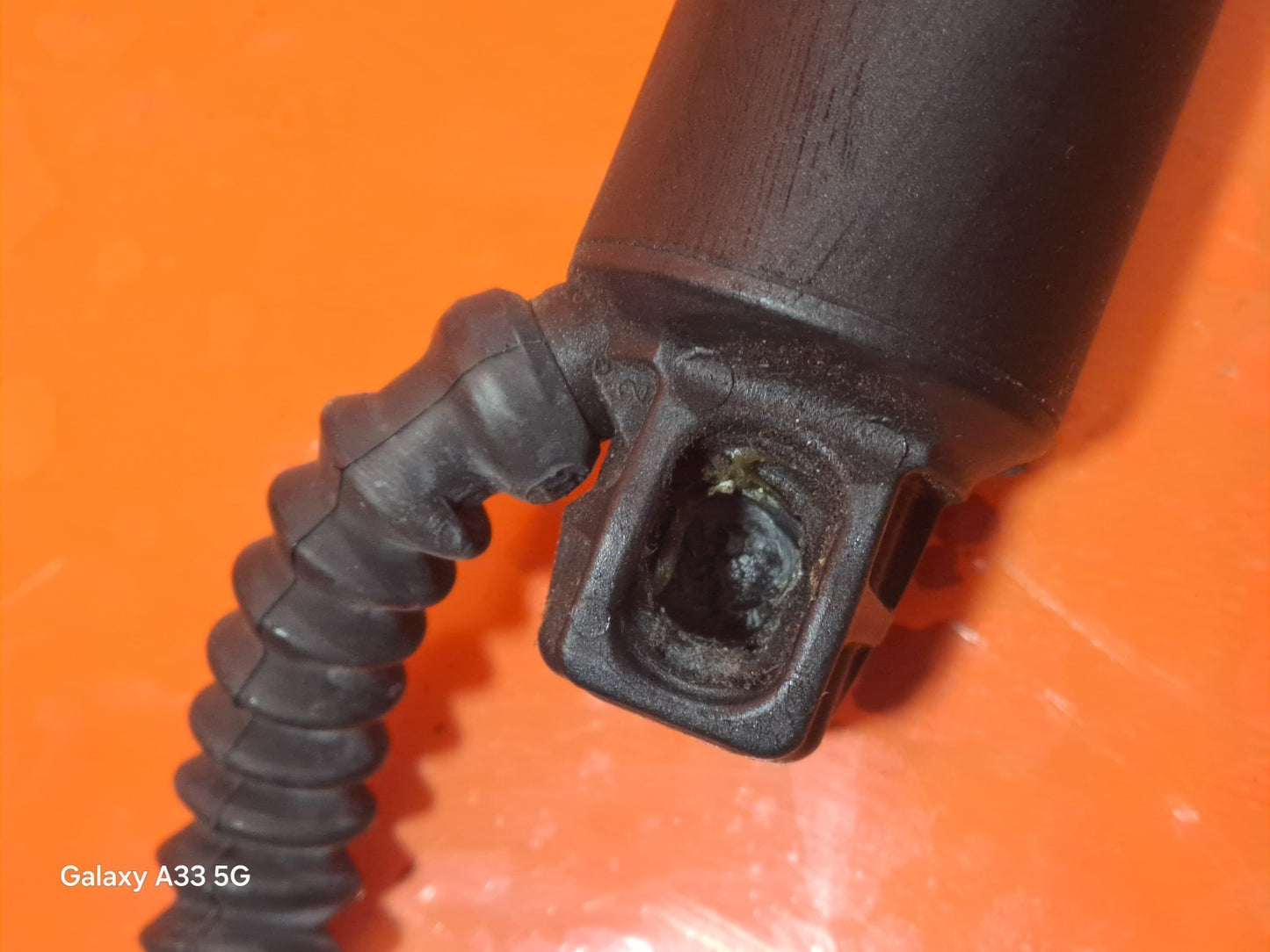 ✅2023 POLESTAR 2 LONG RANGE BOOT LID TAILGATE GAS STRUT LEFT 31689669 + WARRANTY - Image 6