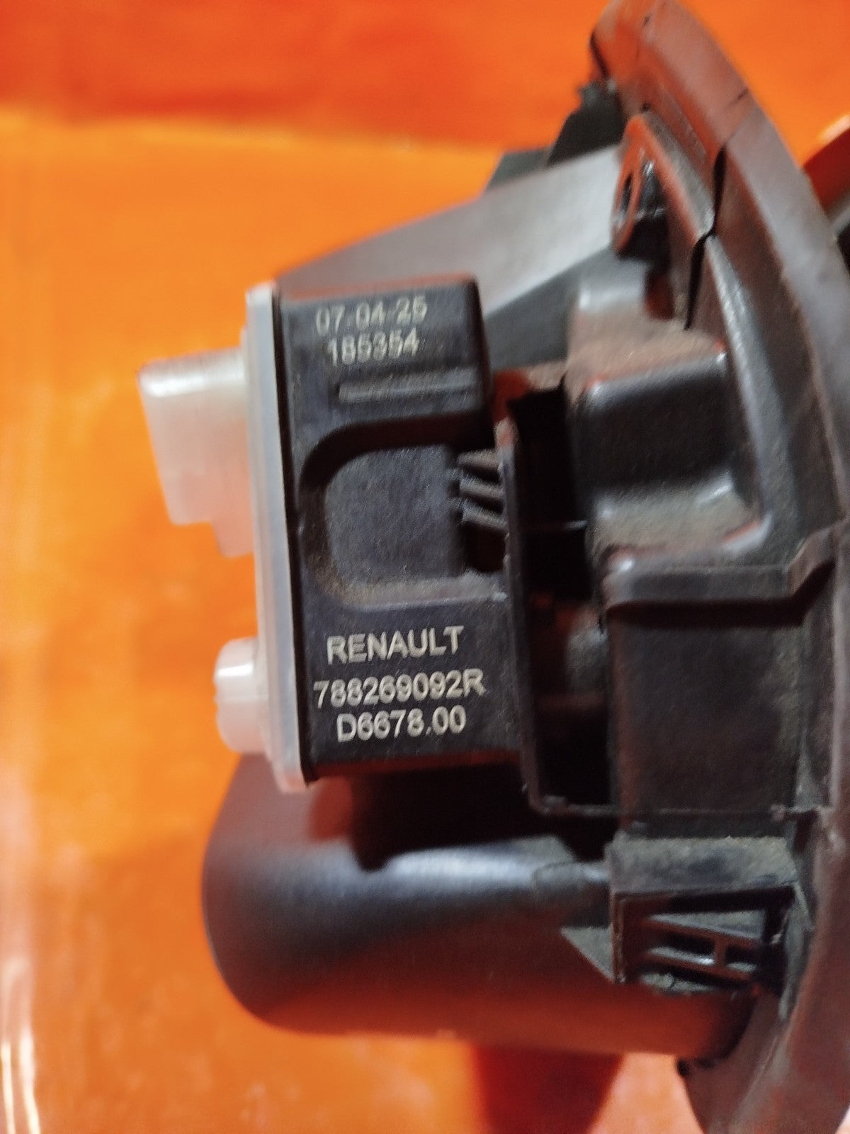 ✅2025 RENAULT CLIO V B7 FUEL FILLER FLAP ORANGE 788269092R + WARRANTY A331 - Image 8