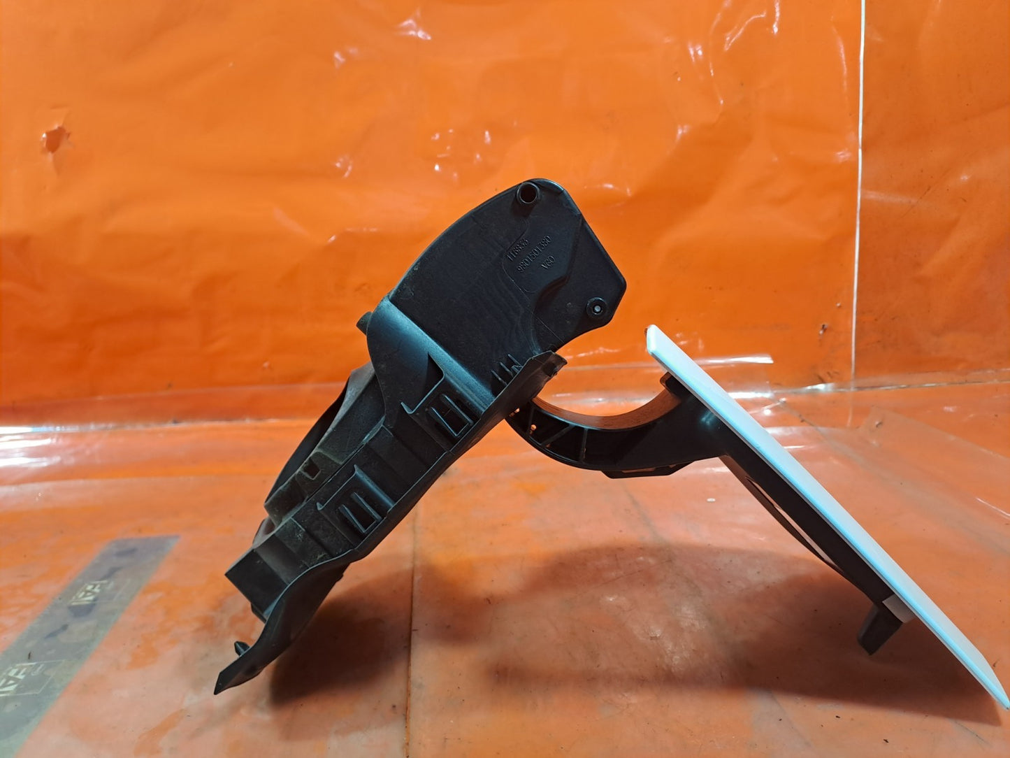 ✅CITROEN C4 CACTUS 1.6 DIESEL 2015 FUEL FILLER FLAP WHITE 9801501380 Warranty - Image 9