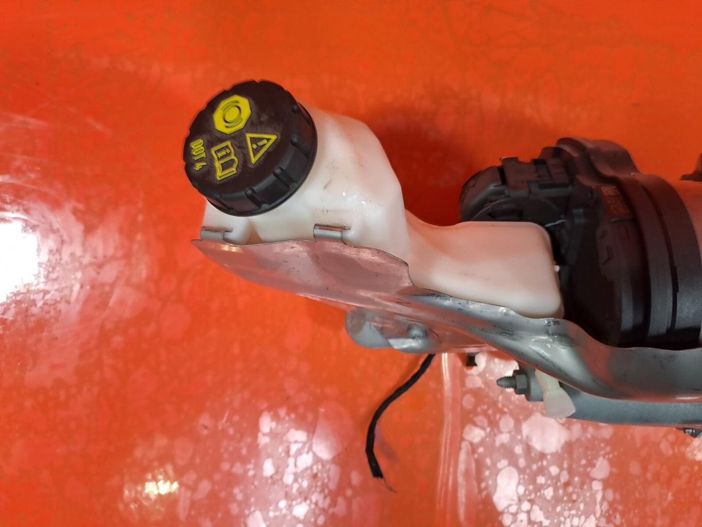 CUPRA LEON VZ2 1.4 PETROL 2023 BRAKE SERVO CYLINDER 5WC614105BA 0204850659 A227 - Image 11