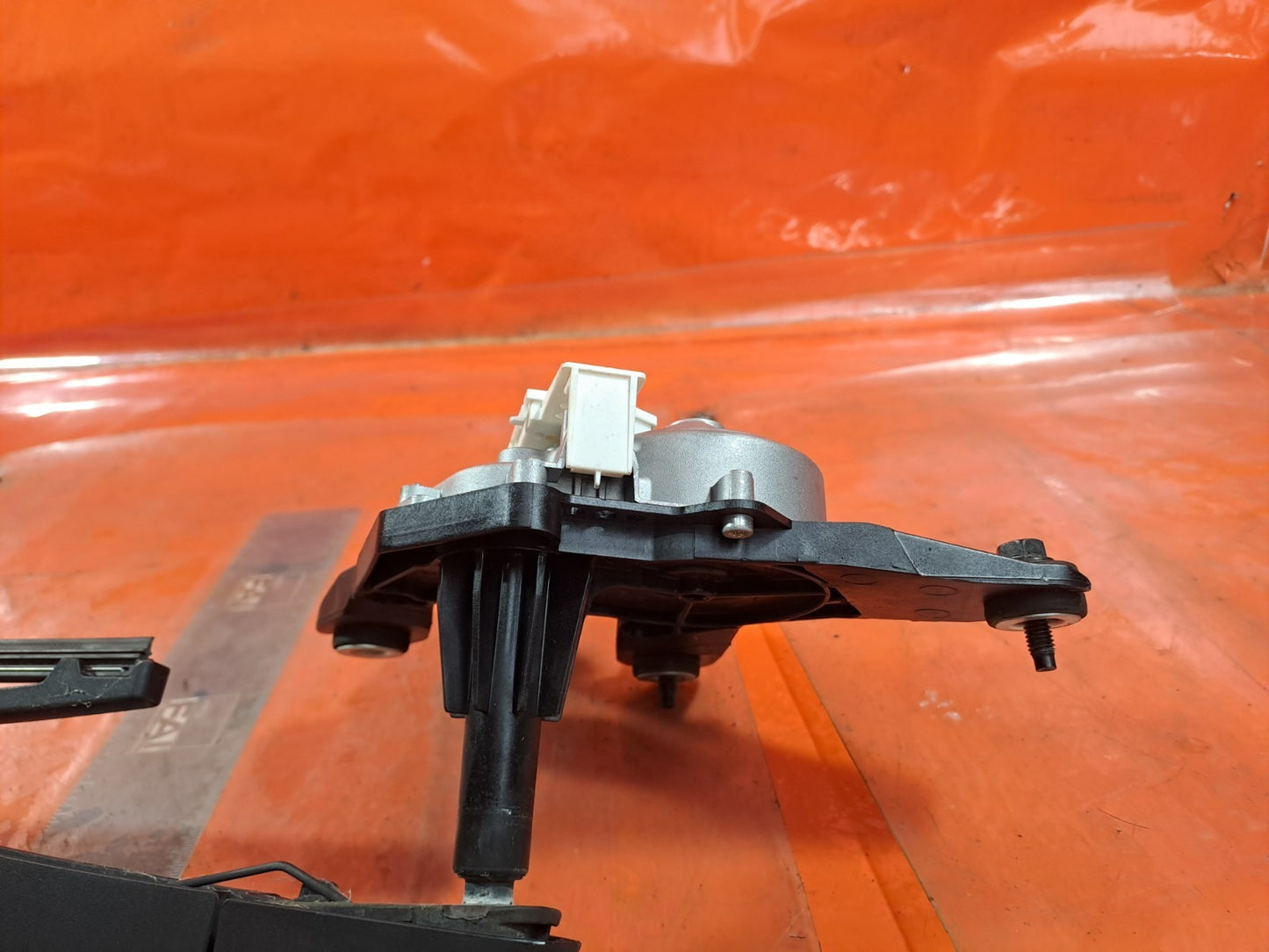 ✅NISSAN JUKE TEKNA 1.5 DIESEL 2017 REAR WIPER MOTOR & ARM 28710BV80A Warranty - Image 5