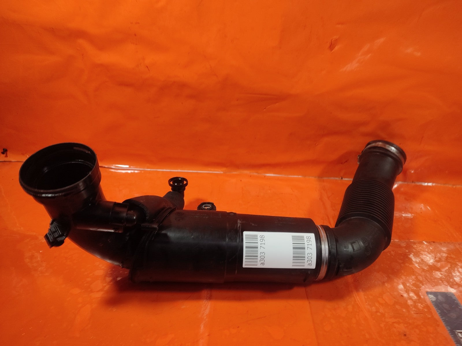 ✅BMW X1 F48 2.0 PETROL 2018 AIR DUCT HOSE PIPE 7619268 Warranty A303 - Image 3