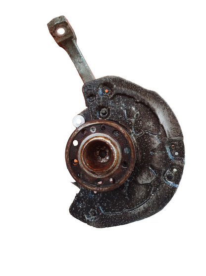 Mercedes W205 C200 AMG 2.0 Petrol 2015 Front Right Wheel Hub 2052200 A061 - Image 1