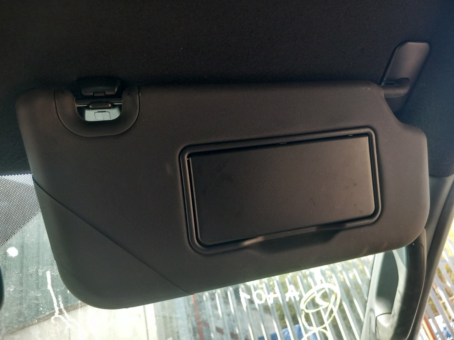 ebay-src:https://i.ebayimg.com/00/s/mtiwmfgxnjaw/z/o6qaaeswe-pqjq02/$_57.jpg