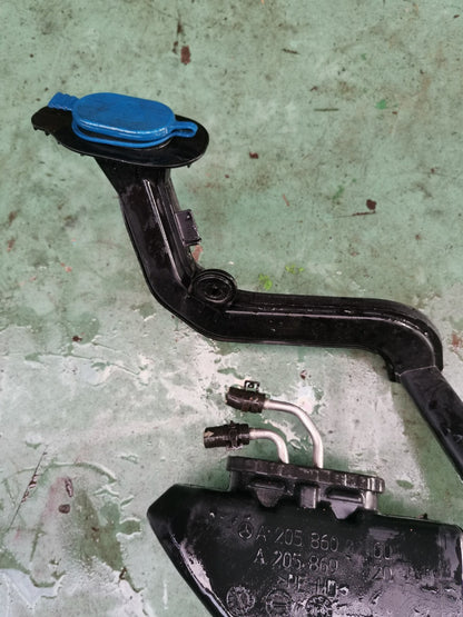 MERCEDES C200 W205 2.0 PETROL 2015 WINDSCREEN WASHER BOTTLE A2058600260 - Image 8