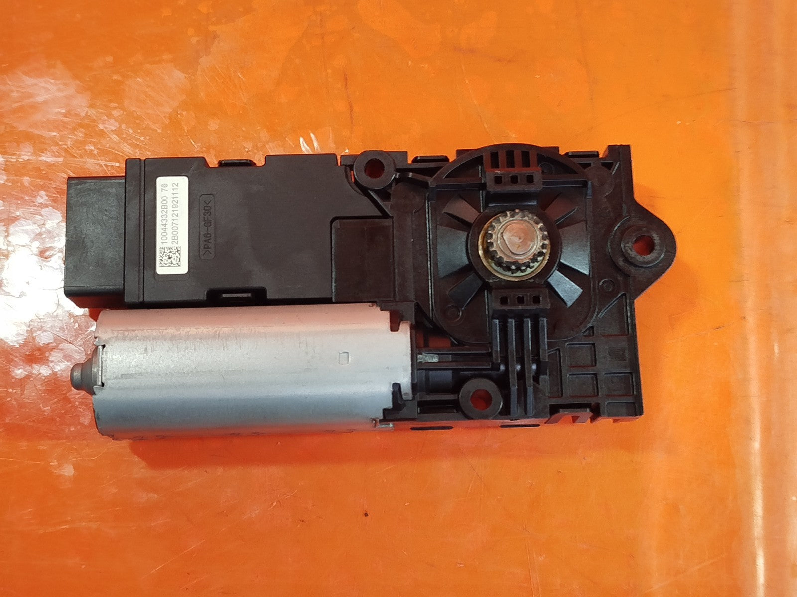 ebay-src:https://i.ebayimg.com/00/s/mtiwmfgxnjaw/z/mcuaaeswc2ppd3ho/$_57.jpg
