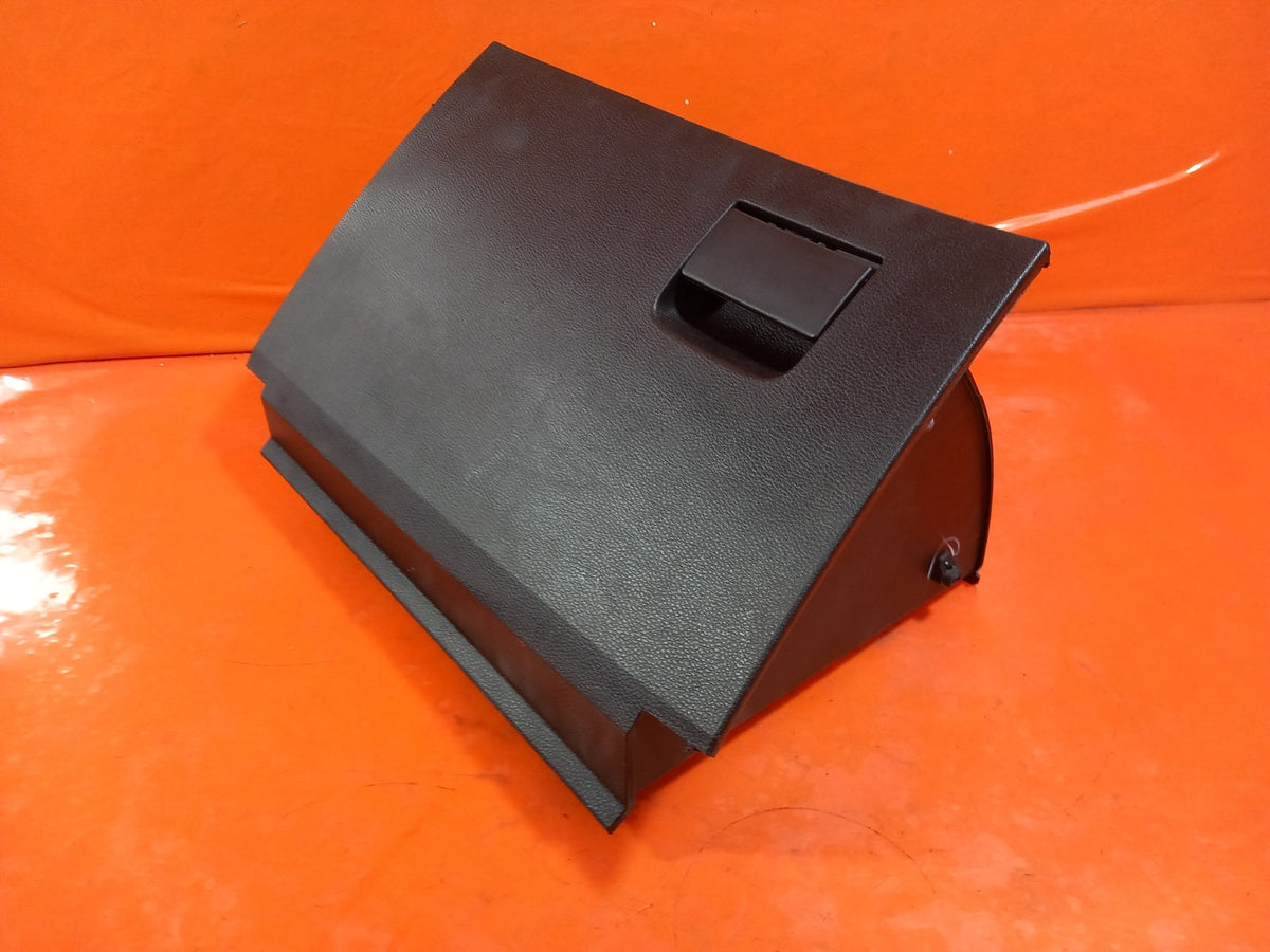 2021 Ford Ranger Wildtrak Glove Box EB3B-4106010-AF Warranty A418 - Image 4