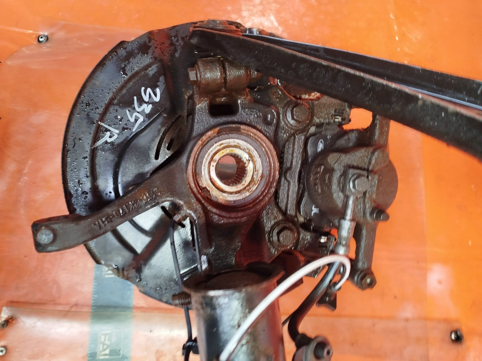 ✅FORD PUMA St-LINE X 1.0 PETROL 2021 FRONT RIGHT SUSPENSION LEG HUB L1TC18045LD - Image 12