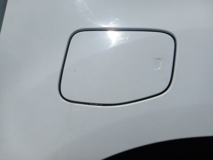 2017 Ford Ranger Wildtrak Fuel Filler Flap DU5A-9A095-BA White Warranty A401 - Image 2