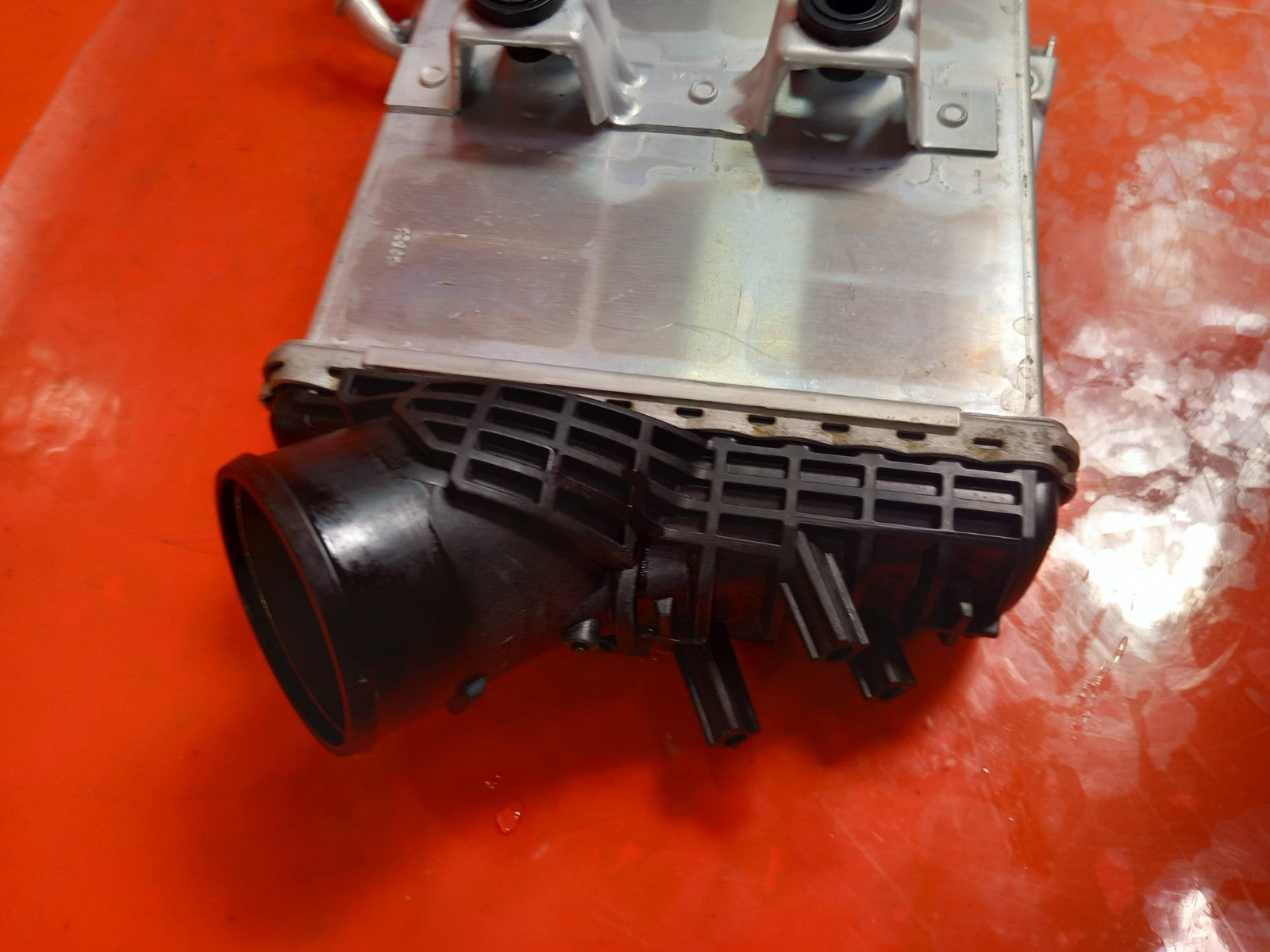 Land Rover Defender L663 3.0 Diesel 2025 Intercooler Radiator K6D36K775BH A396 - Image 11