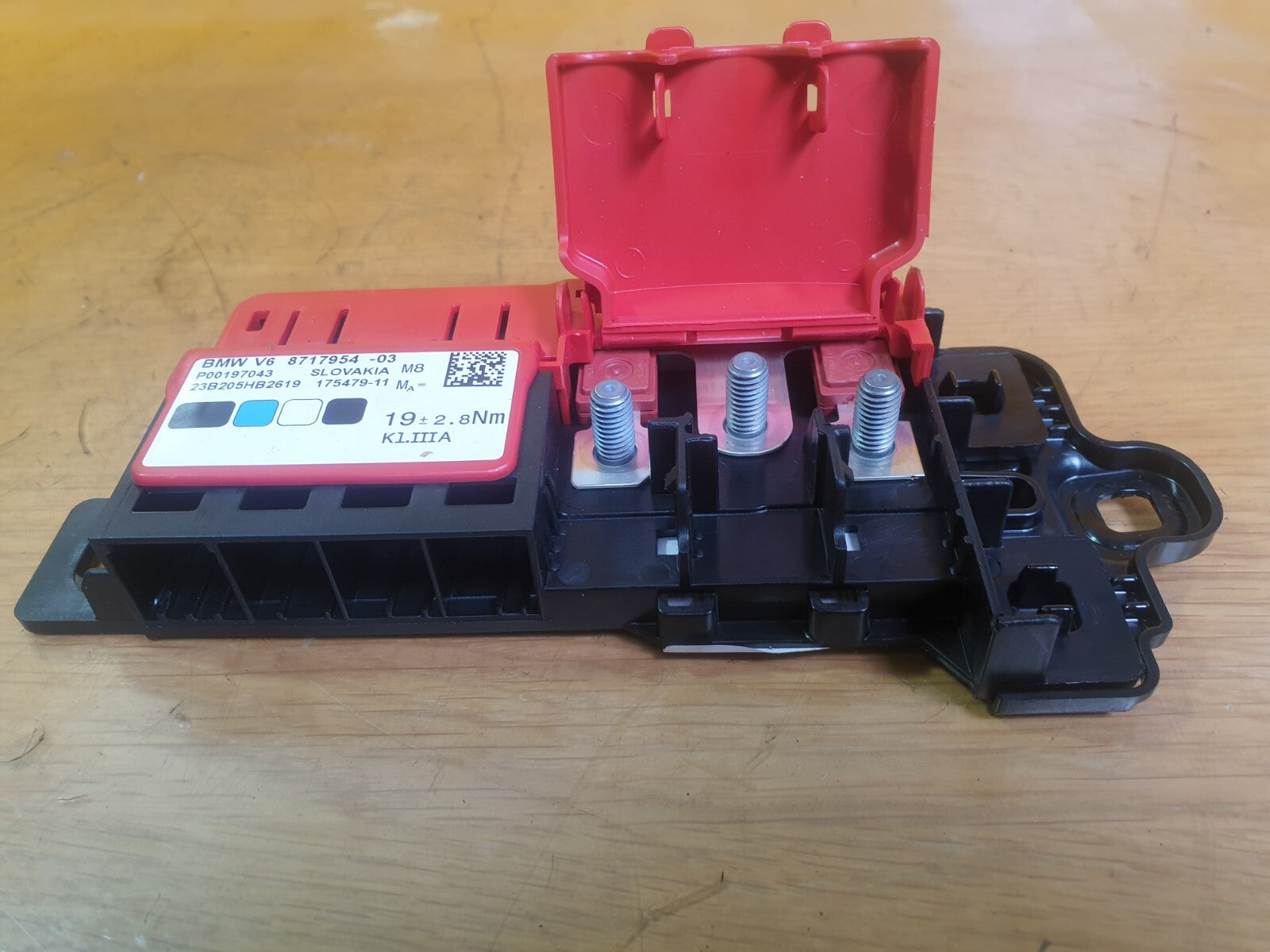 ebay-src:https://i.ebayimg.com/00/s/mtiwmfgxnjaw/z/kk8aaoswlzxmbcx3/$_57.jpg