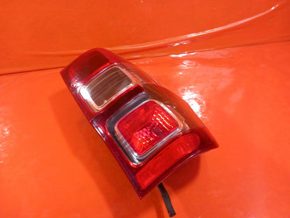 2021 Ford Ranger Wildtrak Rear Right Side Tail Light DB39-13404 Warranty A407 - Image 5