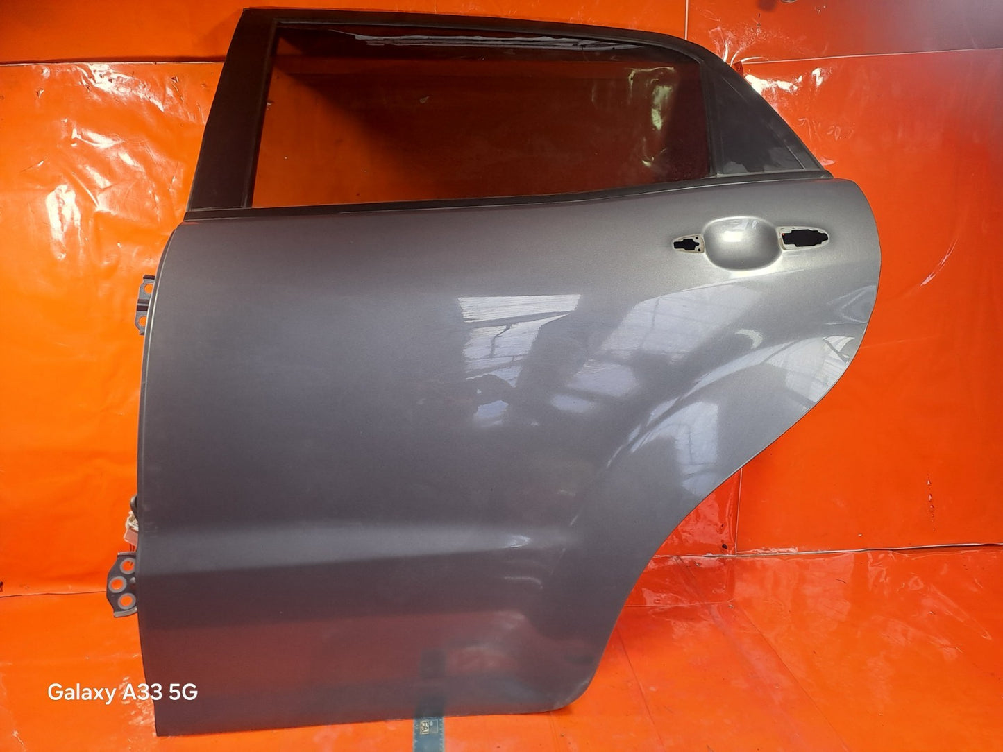 ✅SSANGYONG KORANDO LE 2.2 DIESEL 2018 REAR LEFT BARE DOOR GREY Warranty A288 - Image 3