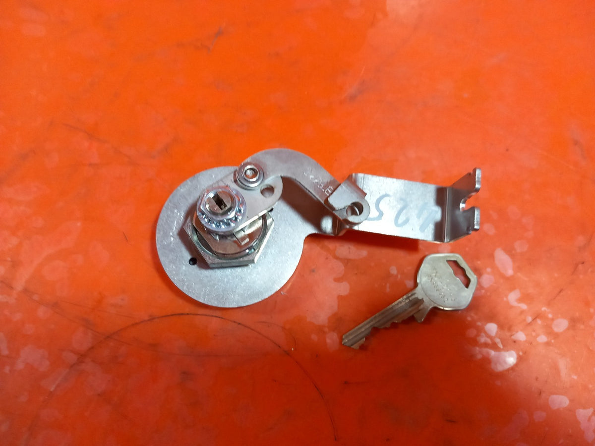 ebay-src:https://i.ebayimg.com/00/s/mtiwmfgxnjaw/z/vb0aaeswforq5nrd/$_57.jpg