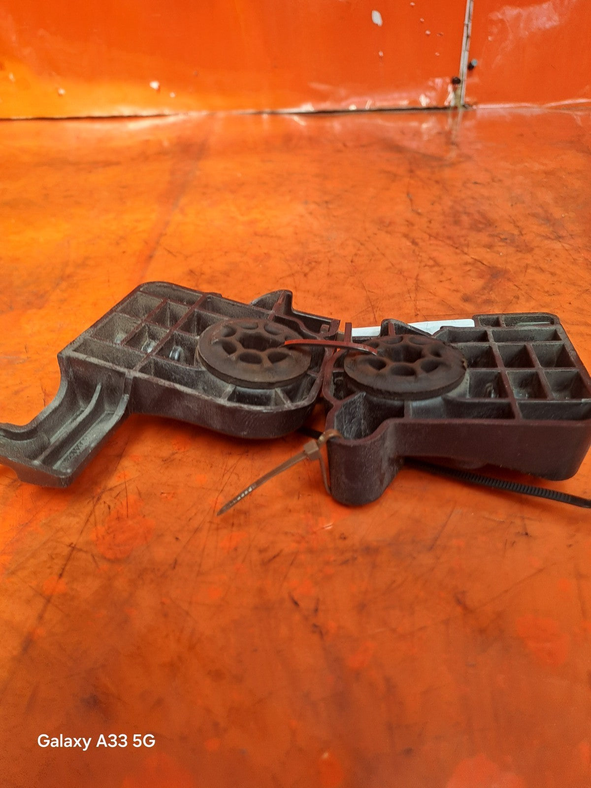 ebay-src:https://i.ebayimg.com/00/s/mtywmfgxmjaw/z/adgaaesw50zocpdv/$_57.jpg