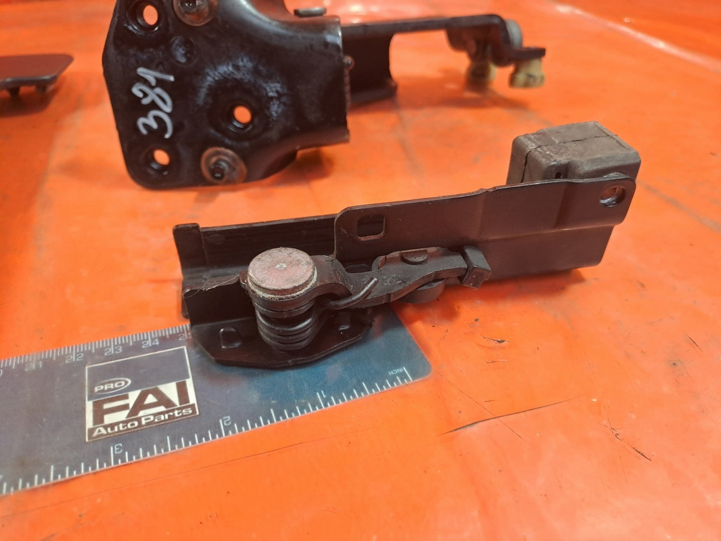 ✅Citroen Berlingo 650 1.5 Diesel 2020 Left Side Sliding Door Rollers 9816965880G - Image 8